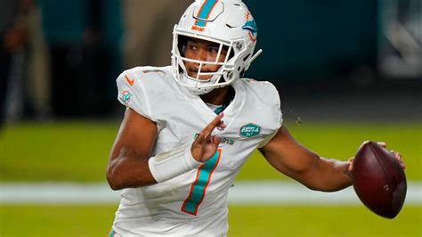 Tua Tagovailoa Gets First Nfl Win As The Miami Dolphins Stun The Los