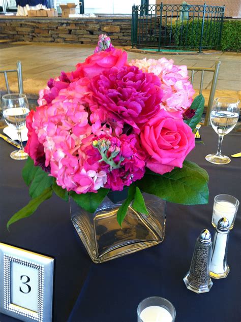 A great option for wedding flowers, mother's day and centerpieces; Wedding Flowers Philadelphia | Pink hydrangea centerpieces ...
