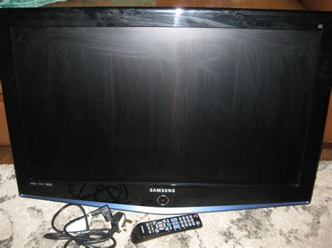 Samsung 32 Flat Screen Tv Used In Cardiff Gumtree