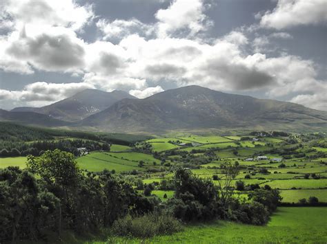 The mourne mountains dominate the horizon as you head south from belfast towards newcastle. Mourne Mountains | The Mourne Mountains, Northern Ireland ...
