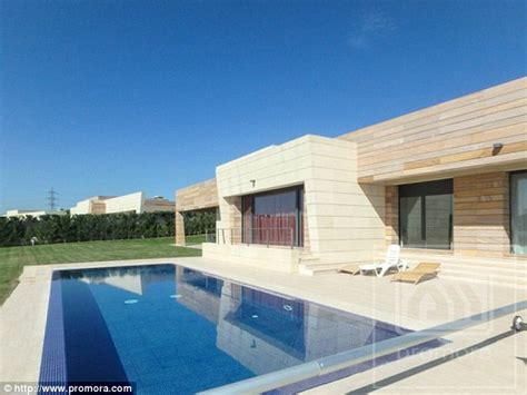 Cristiano Ronaldos House In Madrid Famous Celebrity Homes