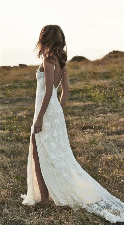 Boho Backless Wedding Dresses Front Split Romantic Off Shoulder Ivory