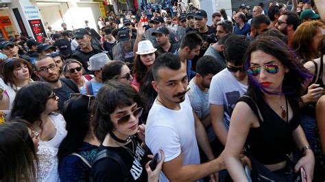 La Gaypride Interdite En Turquie