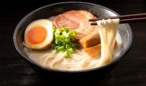 How To Eat Ramen Like A Pro In Japanese Restaurants