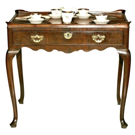 18th Century Queen Anne Mahogany Tray Top Tea Table At 1stdibs