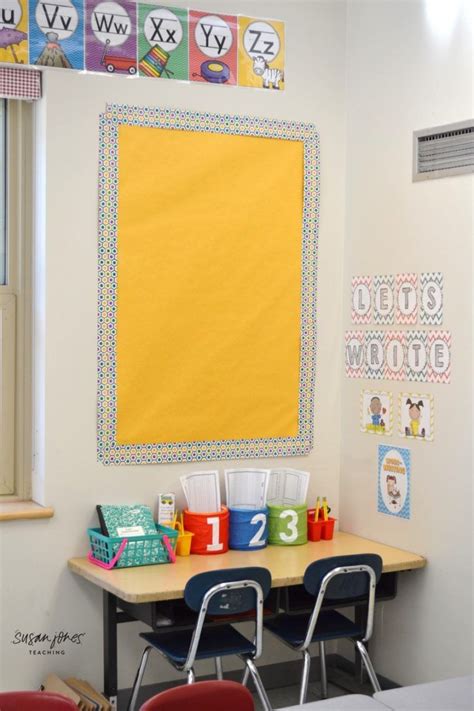 First Grade Classroom Setup And Decor With Lots Of Pictures First