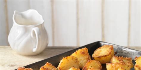 Everything You Need To Know About Cooking The Perfect Roast Potatoes