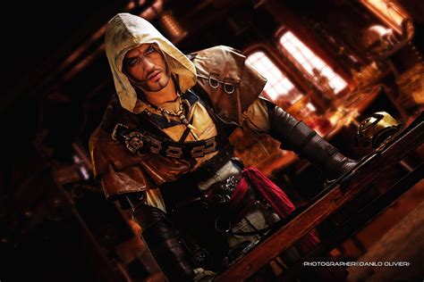 Edward Kenway Hoists Black Flag In Assassin S Cree Cosplay My Game