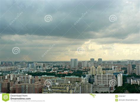 Find local weather forecasts for singapore, singapore throughout the world. Singapore - rainy weather editorial photography. Image of rain - 87061857