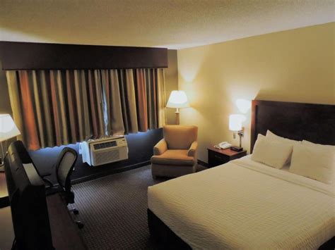 Suites At Surestay Hotel By Best Western Seatac Airport North