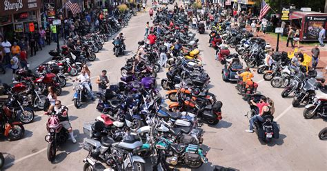 Nbc South Dakota Covid Cases Rise 1500 After Sturgis Motorcycle Rally