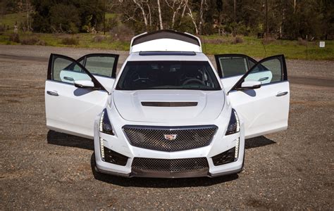 2017 Cadillac CTS-V Review - GTspirit
