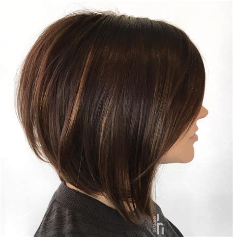 50 Stacked Bobs & Other Stacked Haircuts You'll Be Dying to Try