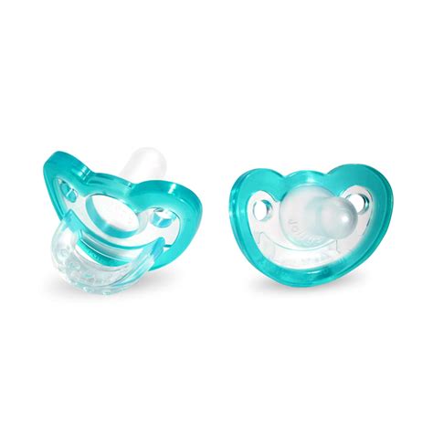 11 Best Pacifiers For Newborns According To Pediatric Dentists