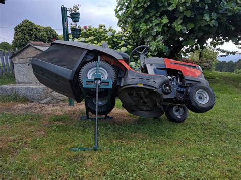3 Best Riding Lawn Mower Lift Equipment Reviews