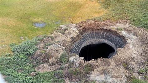 15 Most Mysterious Holes On Earth Youtube