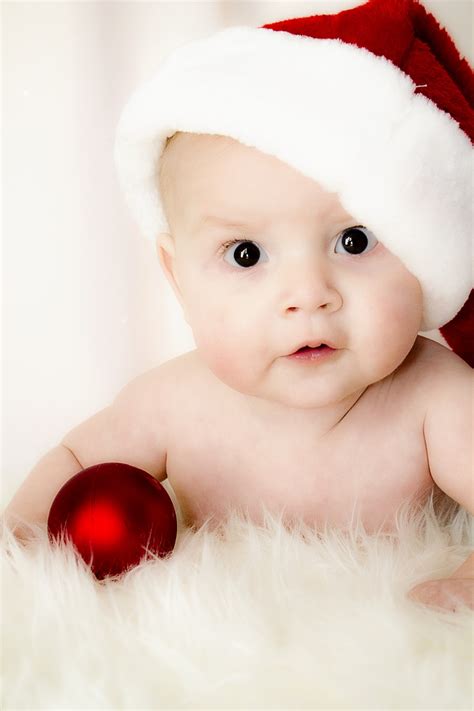 Pin By K Beaulieu On Christmas Baby Pictures Baby Christmas Photos