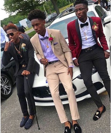 Pin By Kamaya Kamaya On Prom Guys Prom Outfit Prom Suits For Men
