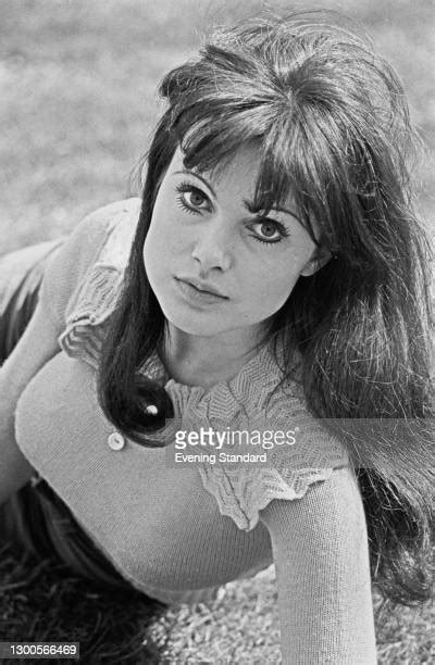 Madeline Smith Photos Et Images De Collection Getty Images