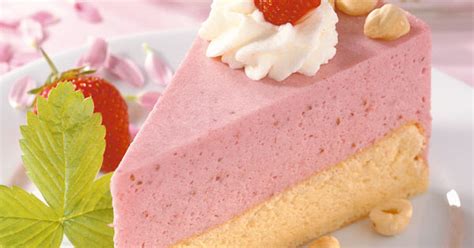 Maybe you would like to learn more about one of these? Erdbeer-Sahne-Torte Rezept | Küchengötter
