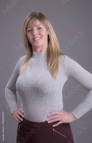 Middle Aged Women Exposing Tits Ncee
