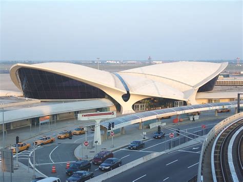 Jfk Airports Dormant Twa Terminal Will Be Reborn As A Hotel Building
