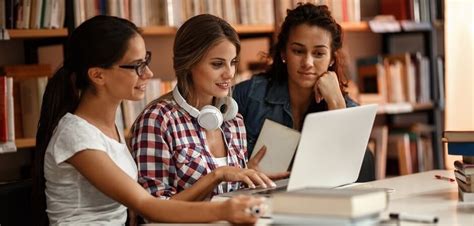 6 Advantages Of A Laptops For Students Daily Dialers