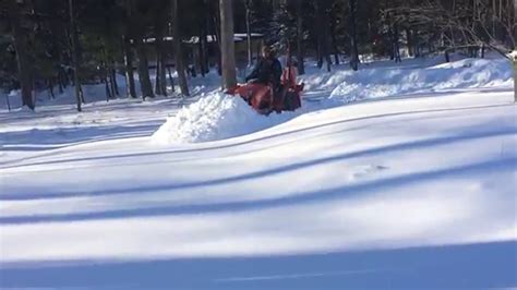 Kubota B2320 Plowing Deep Snow Youtube