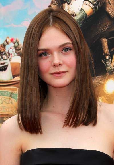 Elle Fanning Goes Brunette See Before And After Pictures ทรงผม
