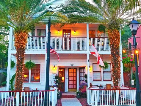 Charming Vintage Inn Located In The Heart Of The St Augustine