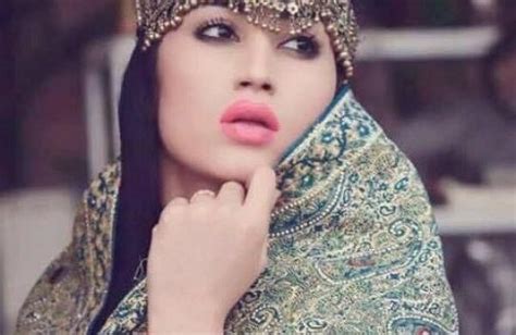 Pakistani Model Qandeel S Father Wants Son To Be Shot The New Indian Express