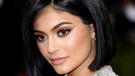 Indians Hispanics And Nigerians Defend Kylie Jenner Over Babys
