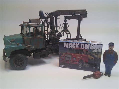 Mack Dm600 Tractor Plastic Model Truck Kit 125 Scale Pc859