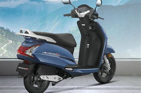 The std (base) model of 5g is just 2k more than the 4g. 2018 Honda Activa 125 Launched At Rs. 59,621; Gets LED ...