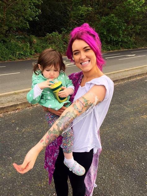 Tattooed Mom Shuts Down Suggestion That Shes Not The Motherhood Type