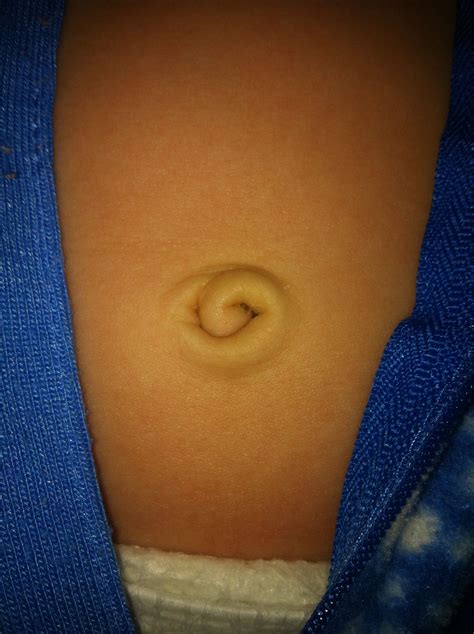 My Babys Belly Button Weeks Ago Its A Swirly Awwwww Love It Swirly Belly Button Tattoos