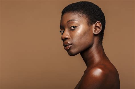 Premium Photo Beauty Portrait Of Young Half Naked African Woman With