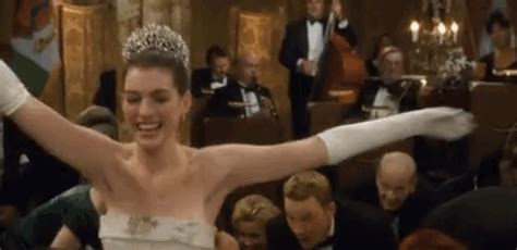 Princess Diaries 3 May Happen After All According To Garry Marshall Mtv