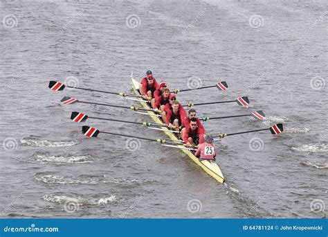 Stanford Men S Crew Races In The Head Of Charles Regatta Men S Master