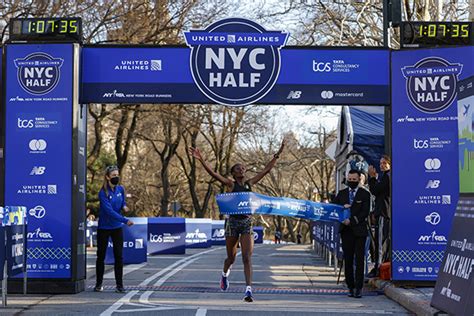 united airlines nyc half