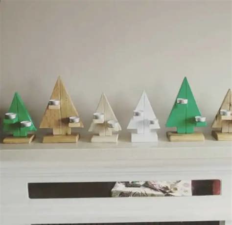 Our 15 Favorite Pallet Christmas Trees And Decorations For 2017 1001