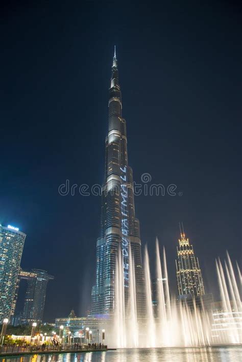 Dubai Fountain And Burj Khalifa Dubai Uae Editorial Stock Image