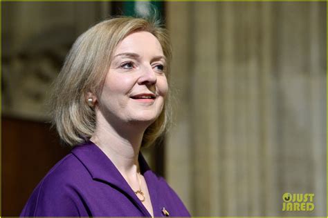 Liz Truss Wins Uk Pm Election Will Become Britains Third Female Prime Minister Photo 4811398
