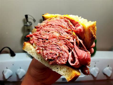 I Ate Montreal Smoked Meat Sandwich R Food