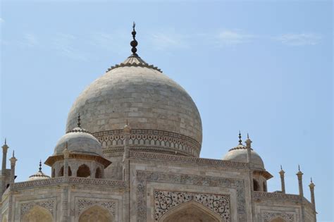 The Taj Mahal The Tiles Of India