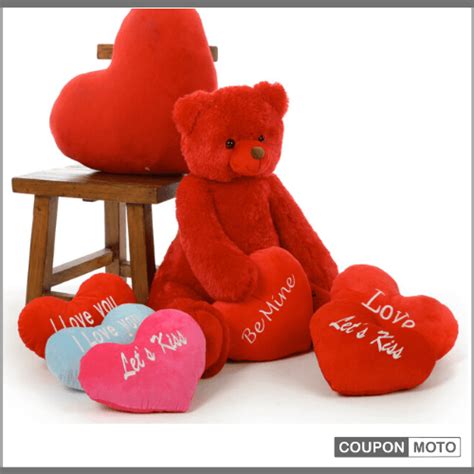 Valentine's day is celebrated every year on 14th february. Valentine's Day Gift for Girlfriend & Wife | Best Gifts ...