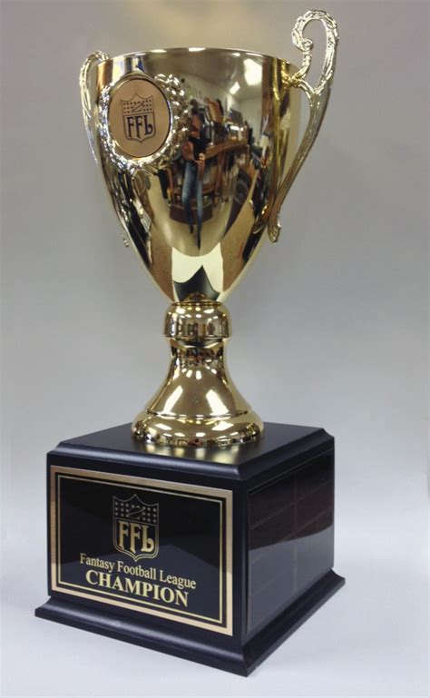 17 Victory Cup On Black Base Best Trophies And Awards