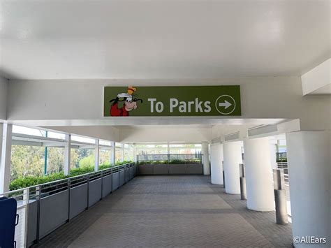 Photos And Video Disneyland Parking Trams Have Returned Allearsnet