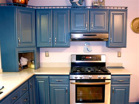 Updating Kitchen Cabinets Pictures Ideas And Tips From Hgtv Hgtv