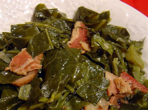 Take out before the garlic browns and set aside in a dish. Crock Pot Collard Greens and Ham - Foodgasm Recipes